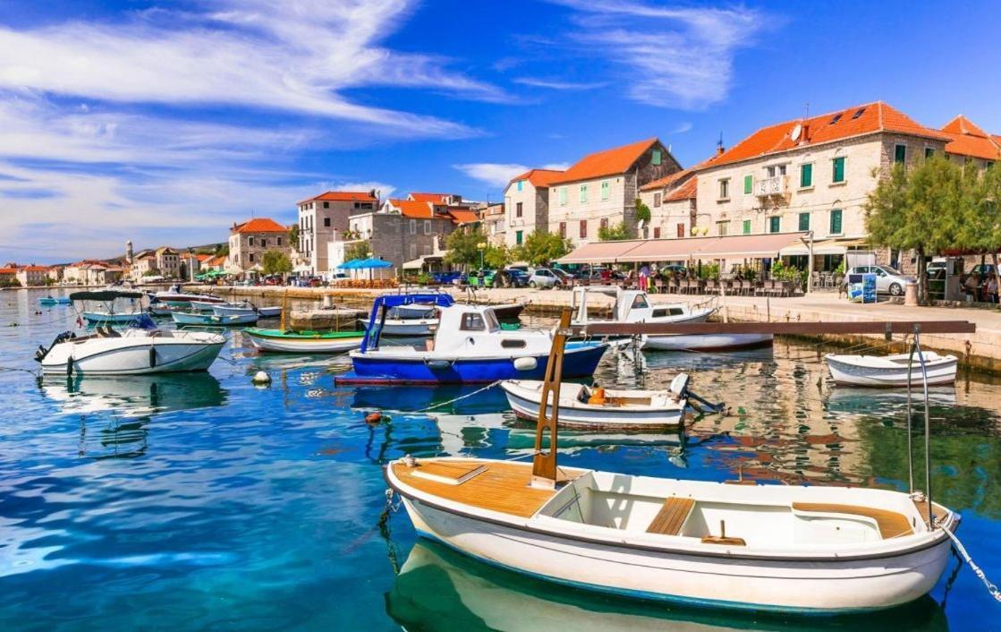 Seaside Gateway Apartment Kastela Dış mekan fotoğraf